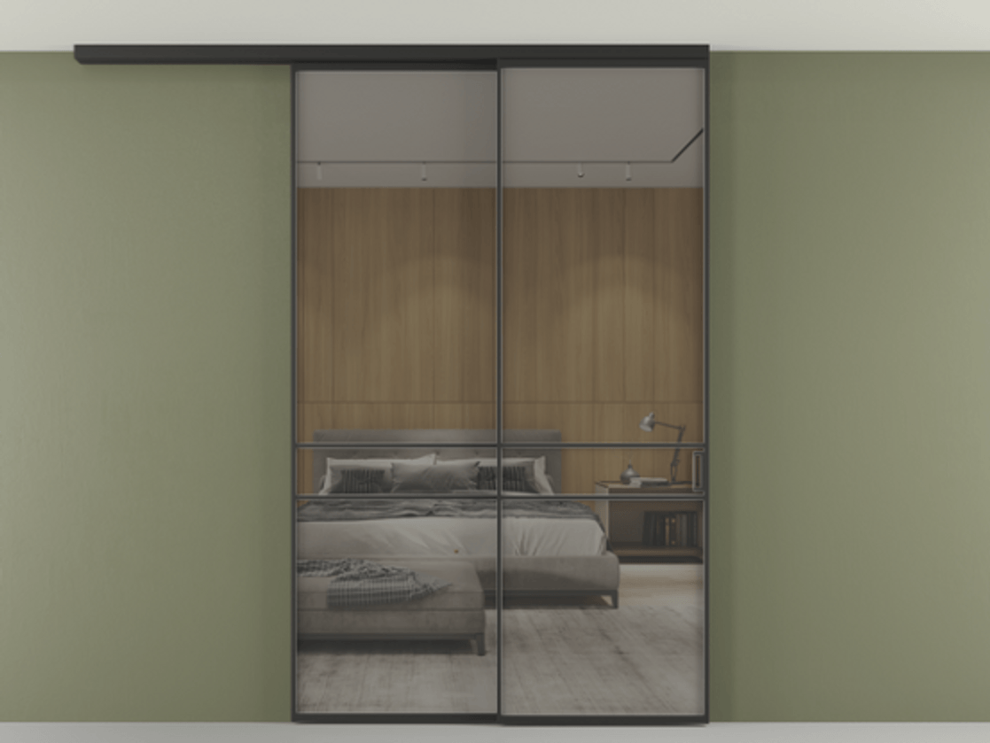 Перегородка Формато вдоль стены на потолок 2 створки с синхронным механизмом АЛПР 040.02 Алюминий Черный Рефлективное серое стекло "Стопсол", калёное Цена 343310 ₽ | Volhovec