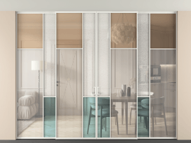 Алюминевая перегородка vntp4_7 Алюминий светло-серый Четыре стекла. Цвет Алюминий светло-серый. Материал Алюминий в эмали. Коллекция Перегородка Mosaic внутри проёма скрытое крепление в потолок 4 створки. Картинка.